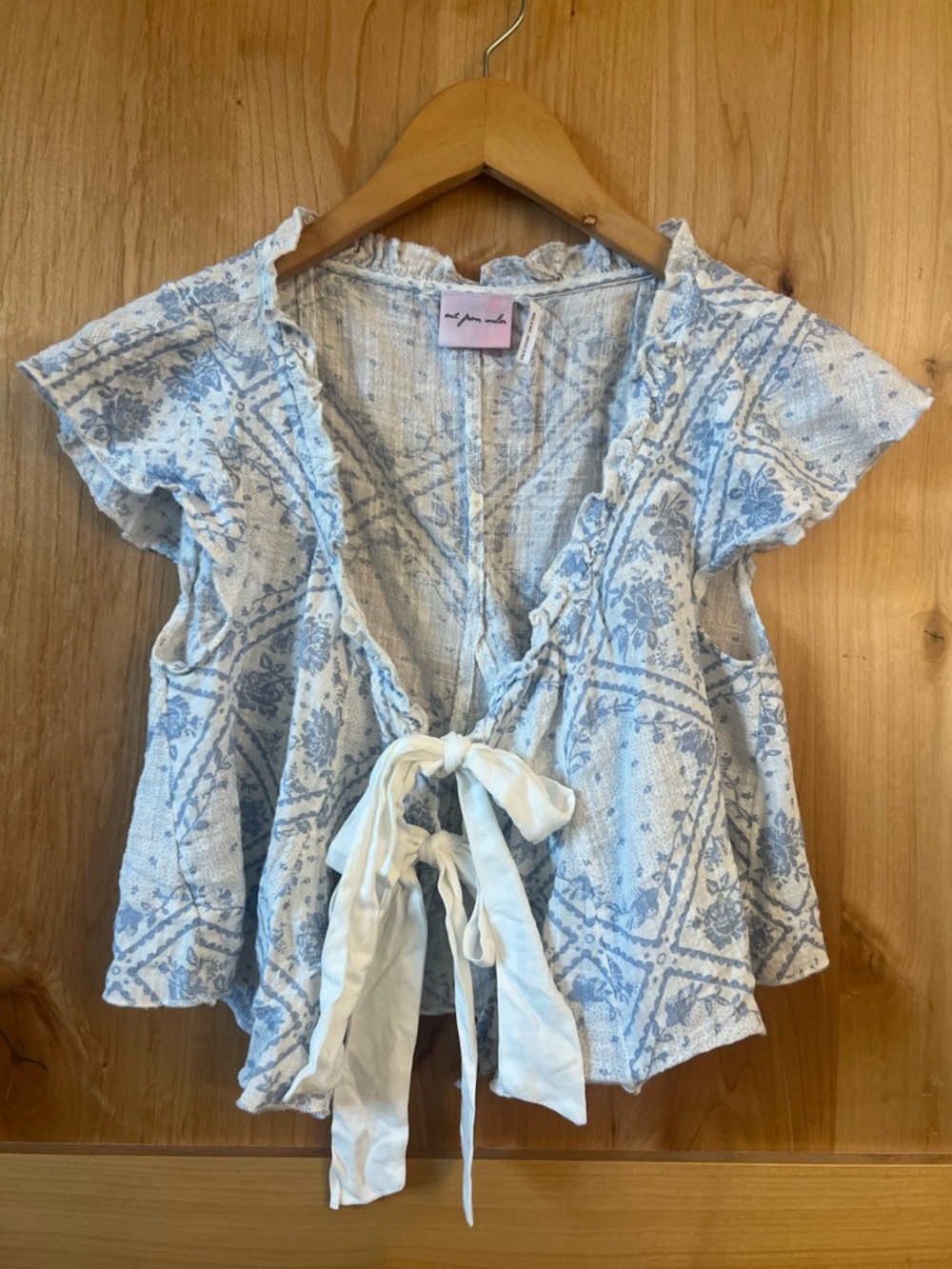 Out From Under Blue Floral Tie Front Blouse Ruffle Cottage Top Small